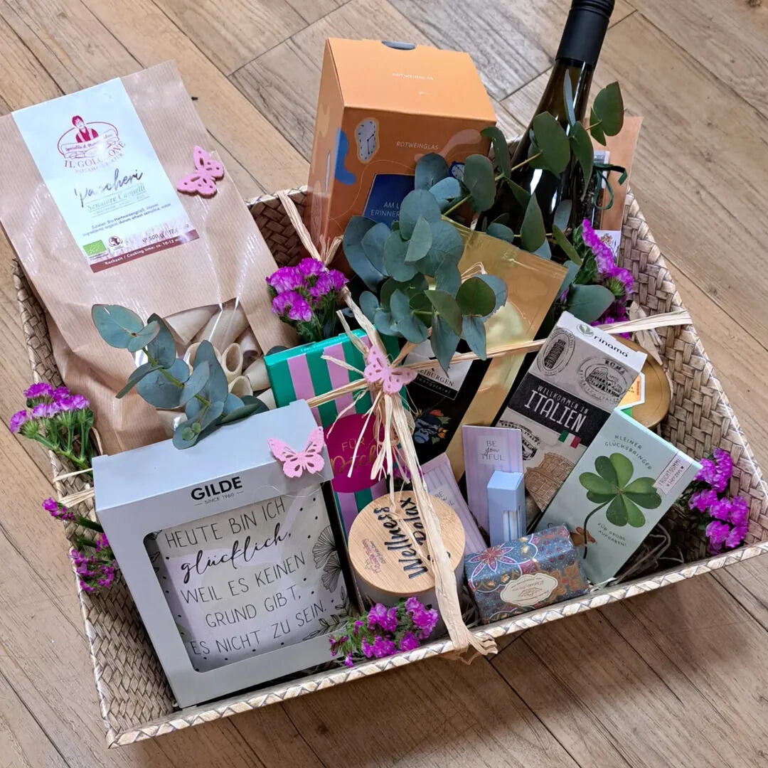 Geschenkartikel nachhaltig verpackt